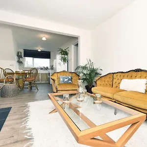  Apartment Sunny Seaside Sanctuary - Two Bedroom United Kingdom